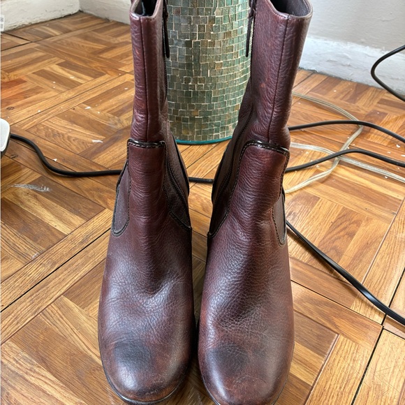 Cole Haan Leather Women's Boots 8 - Picture 2 of 8